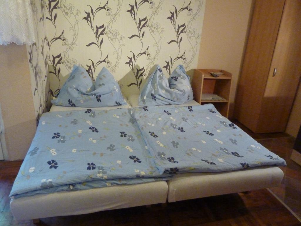 Vadasztanya Apartmanhazak Siofok Bilik gambar