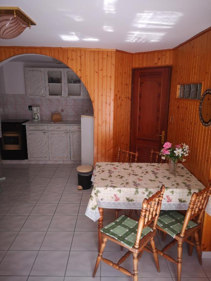 Vadasztanya Apartmanhazak Siofok Luaran gambar