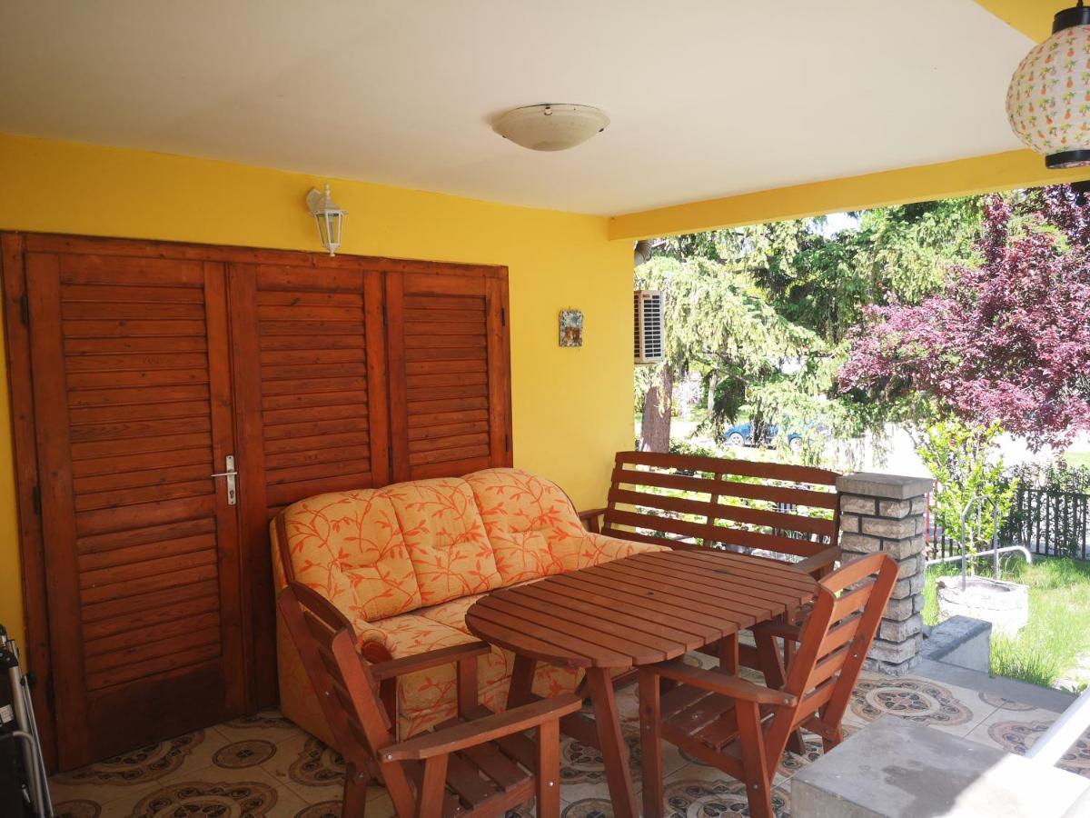Vadasztanya Apartmanhazak Siofok Luaran gambar