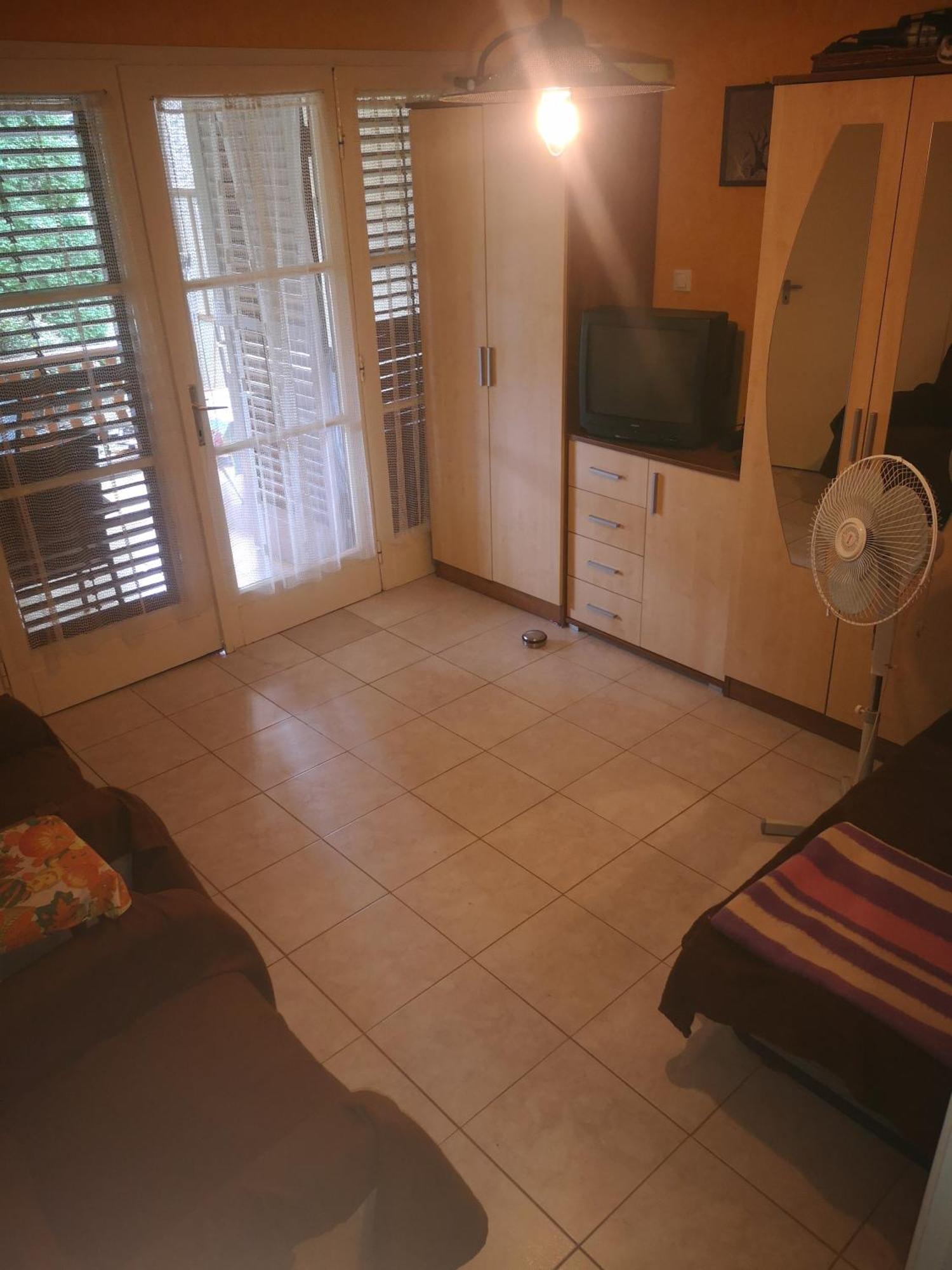 Vadasztanya Apartmanhazak Siofok Bilik gambar