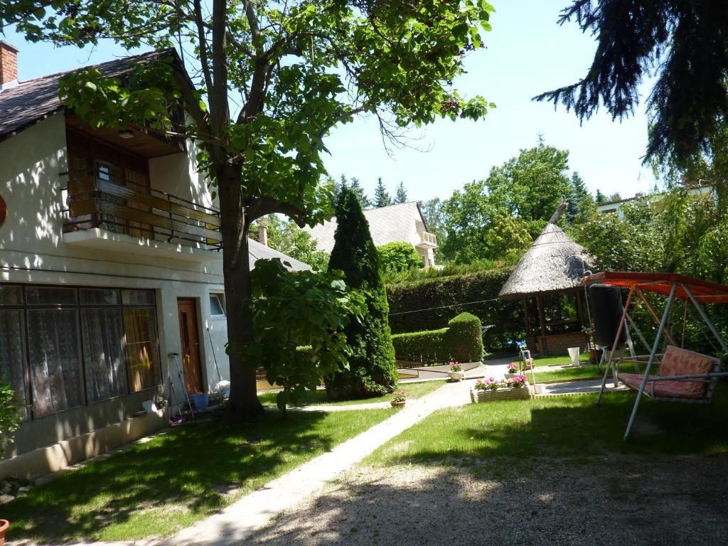 Vadasztanya Apartmanhazak Siofok Luaran gambar