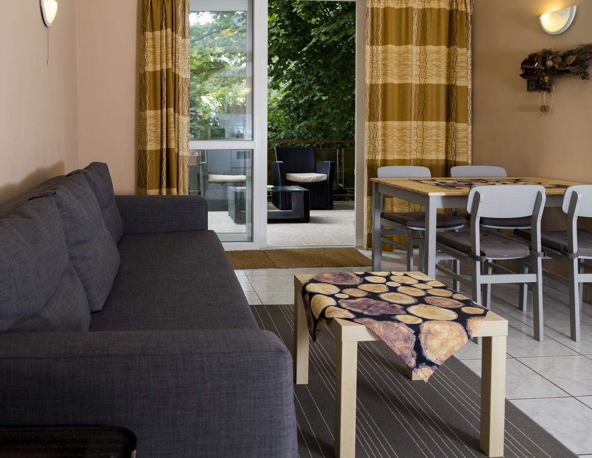 Vadasztanya Apartmanhazak Siofok Luaran gambar