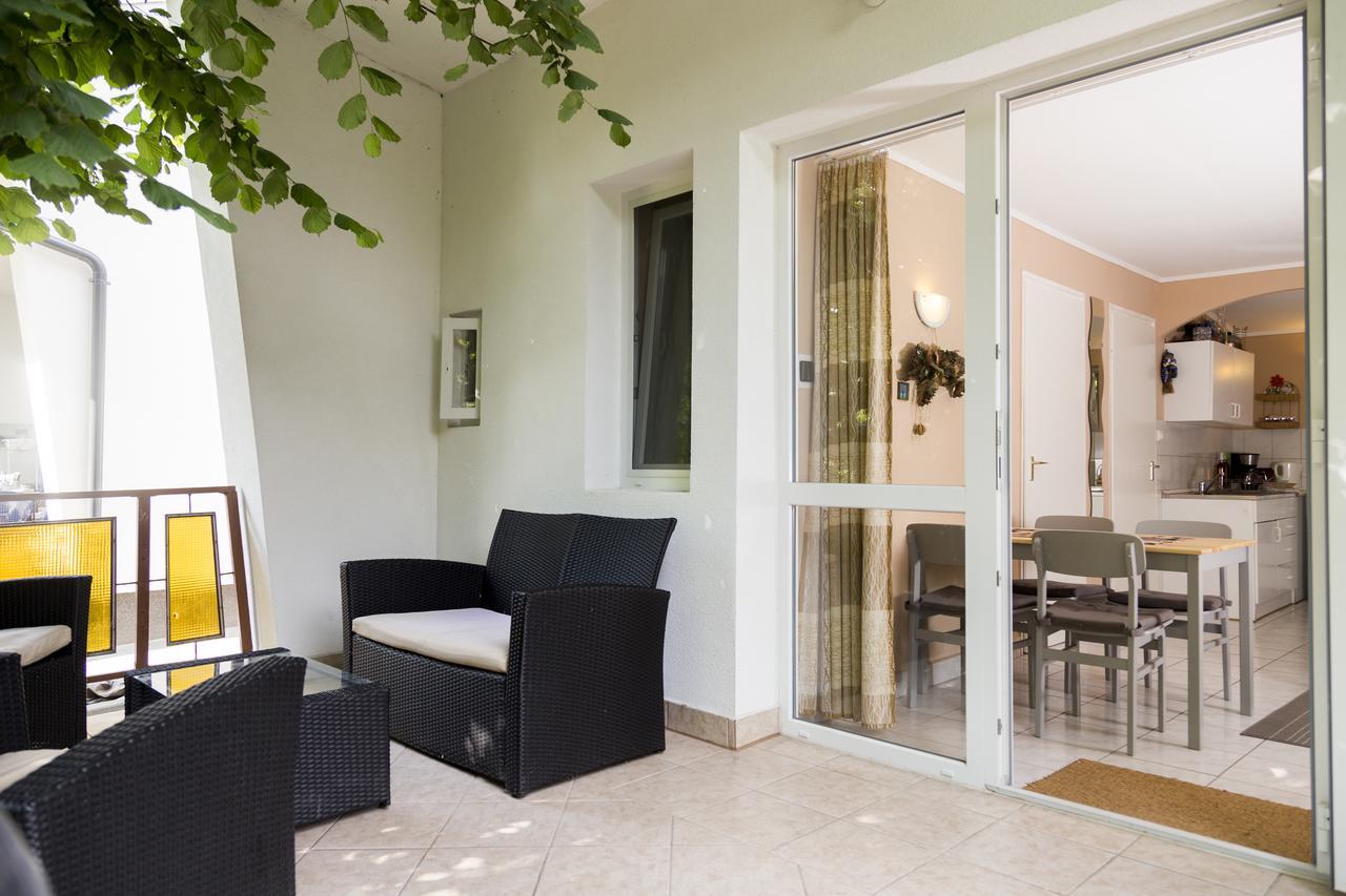 Vadasztanya Apartmanhazak Siofok Luaran gambar